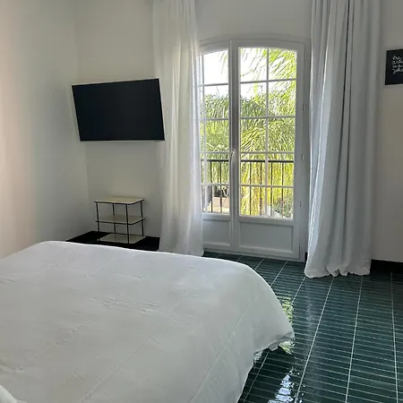 Terra Alba Chalet Le Lavandou